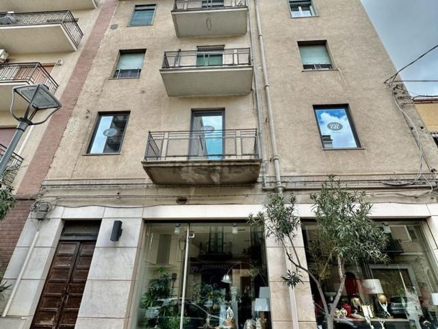 Appartamento in vendita di 130 m² in Via Cesare Battisti