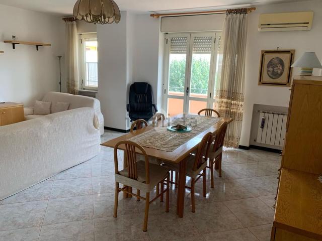 Appartamento in vendita di 130 m² in Via Claudio Coccia, 4