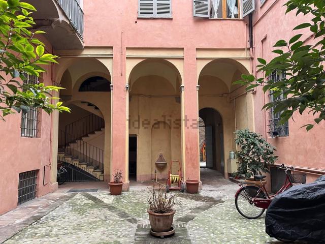 Appartamento in vendita di 130 m² in Via Cristoforo Poggiali