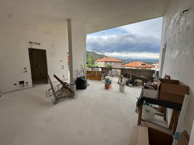 Appartamento in vendita di 130 m² in Via Cuneo, 36