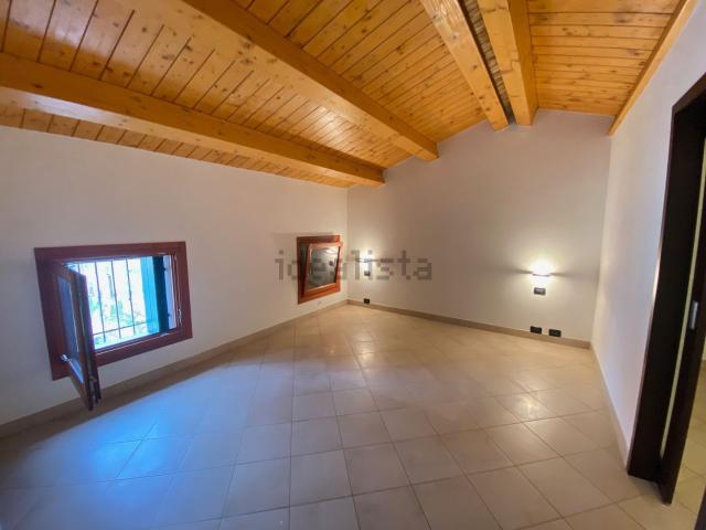 Appartamento in vendita di 130 m² in Via A. Azzi