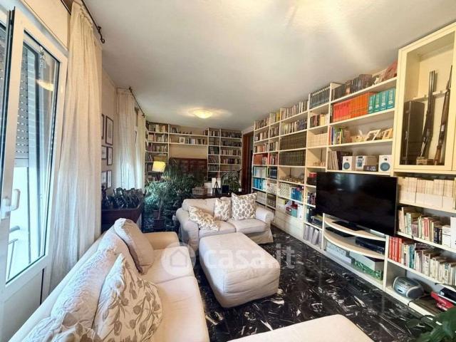Appartamento in vendita di 130 m² in Via Amilcare Ponchielli