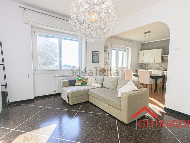 Appartamento in vendita di 130 m² in Via Antica Romana di Pegli, 13