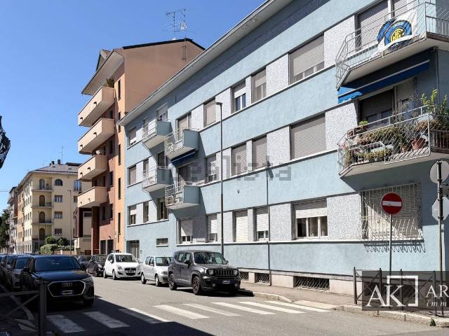 Appartamento in vendita di 130 m² in Via Antonio Rosmini, 17