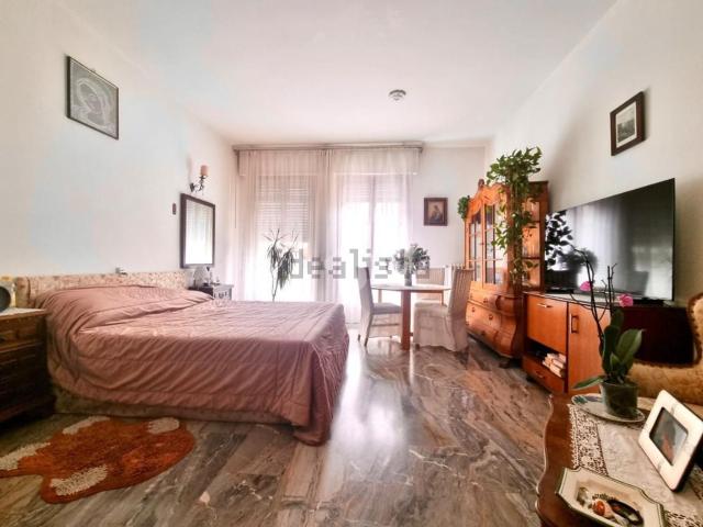Appartamento in vendita di 130 m² in Via Andrea Meneghini