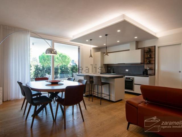Appartamento in vendita di 130 m² in Via Andrea Previtali