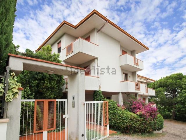 Appartamento in vendita di 130 m² in Via Abruzzo, 13