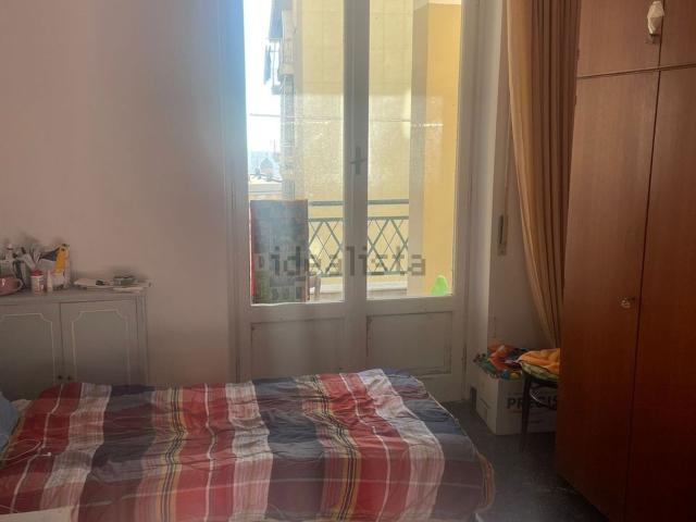 Appartamento in vendita di 130 m² in Via Acquarone, 43