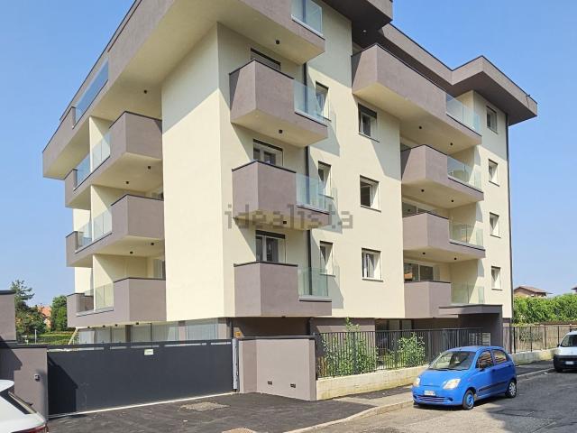 Appartamento in vendita di 130 m² in Via Alvaro Negri, 9