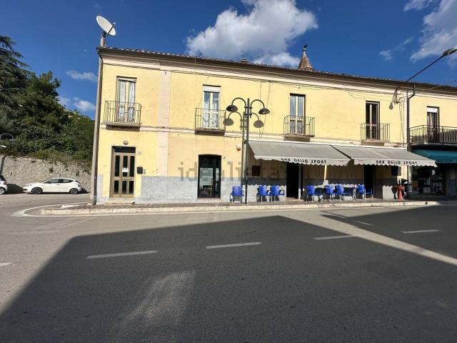 Appartamento in vendita di 130 m² in Via Alcide De Gasperi, 38