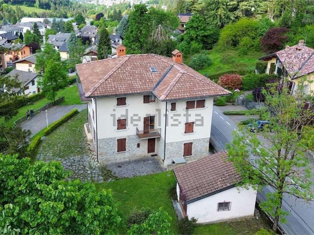 Appartamento in vendita di 130 m² in Via Alessandro Volta