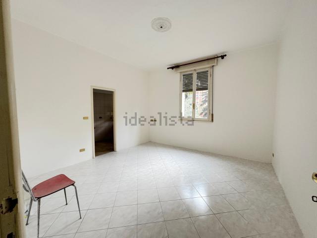 Appartamento in vendita di 130 m² in Via Alessandro Plessi