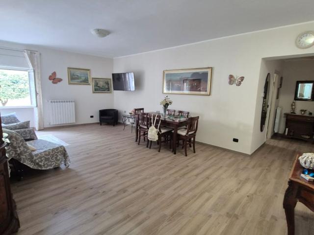 Appartamento in vendita di 130 m² in Via Alfonso Milani