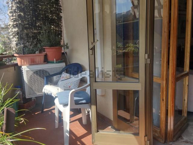 Appartamento in vendita di 130 m² in Via Algeri