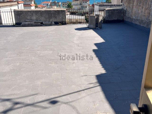 Appartamento in vendita di 130 m² in Via Appia, 426