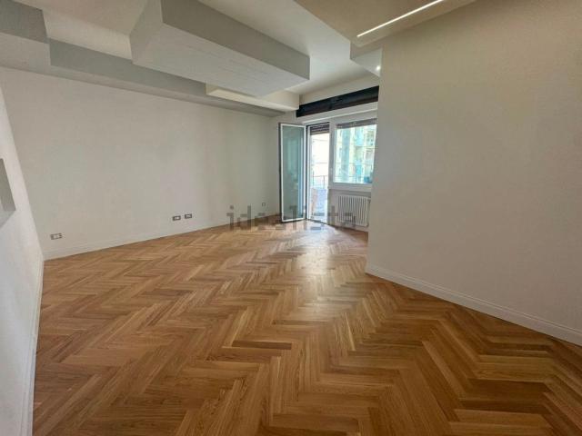 Appartamento in vendita di 130 m² in Via Attilio Friggeri, 172