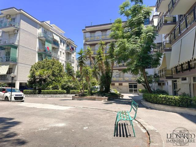 Appartamento in vendita di 130 m² in Via Bonaventura Zumbini