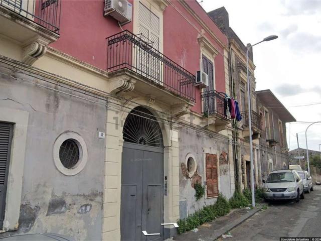 Appartamento in vendita di 130 m² in Via Barcellona, 51