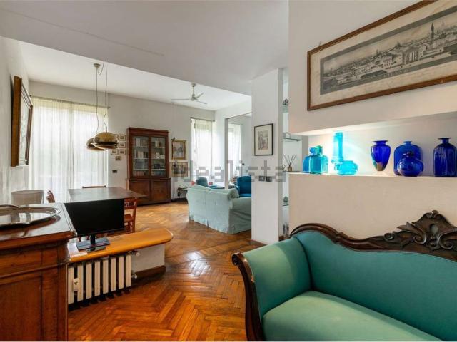 Appartamento in vendita di 130 m² in Via Bartolomeo Eustachi