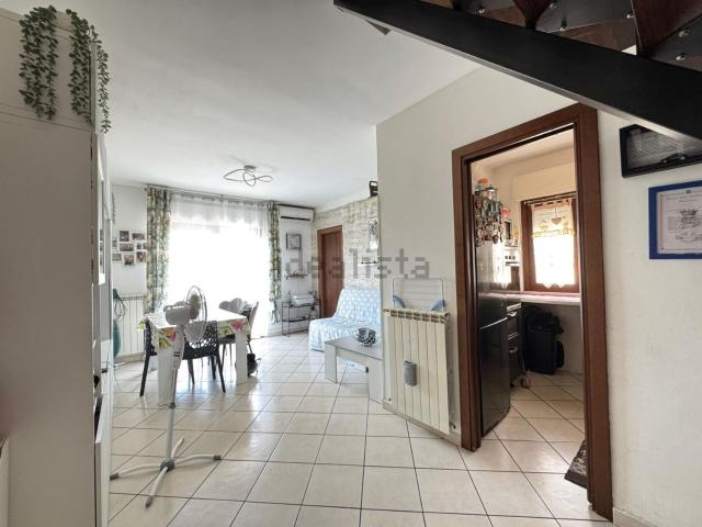Appartamento in vendita di 130 m² in Via Bellante