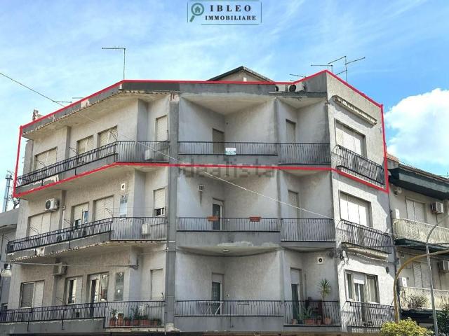 Appartamento in vendita di 130 m² in Via Benedetto Croce, 52