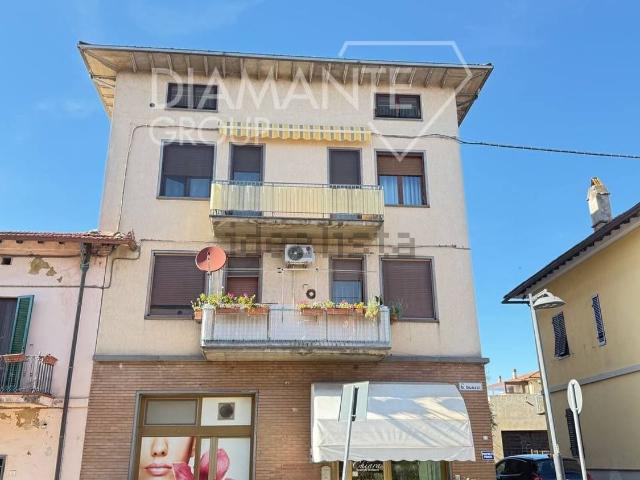 Appartamento in vendita di 130 m² in Via Bruno Buozzi, 6
