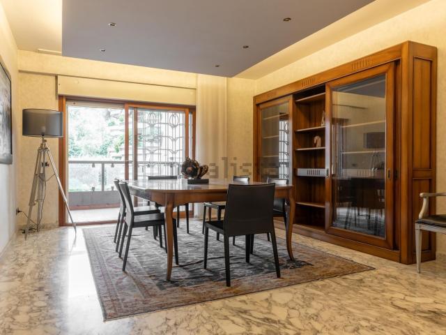 Appartamento in vendita di 130 m² in Via Budapest, 30