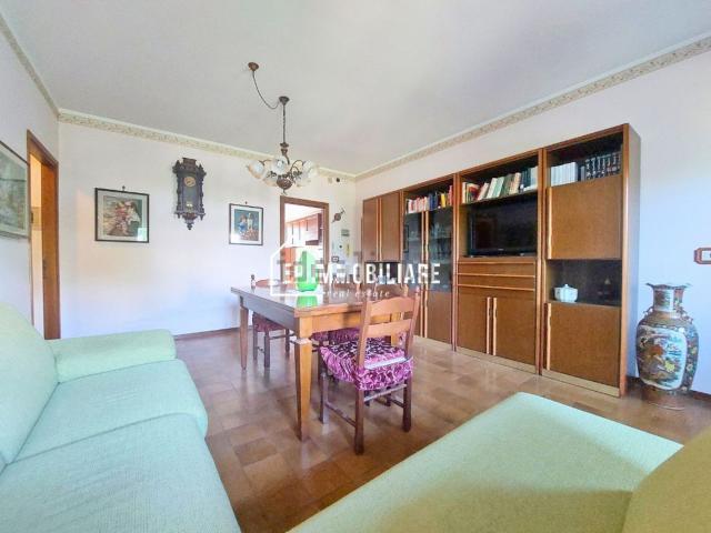 Appartamento in vendita di 130 m² in Via G. Verga