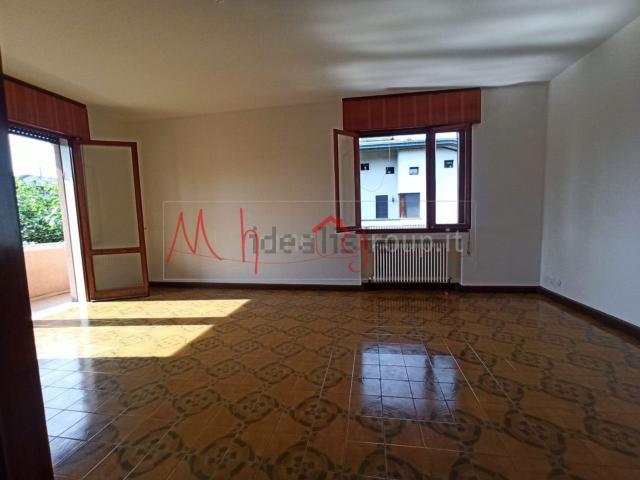 Appartamento in vendita di 130 m² in Via G. Marconi