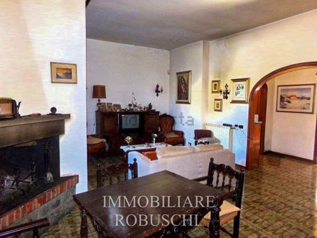 Appartamento in vendita di 130 m² in Via Gabriele D&apos Annunzio