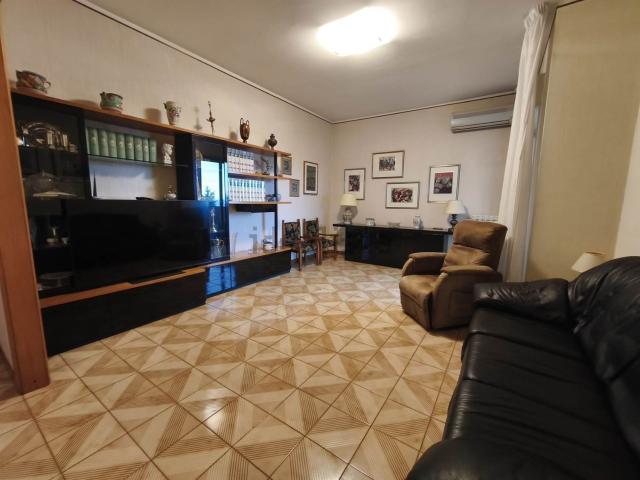 Appartamento in vendita di 130 m² in Via Galermo