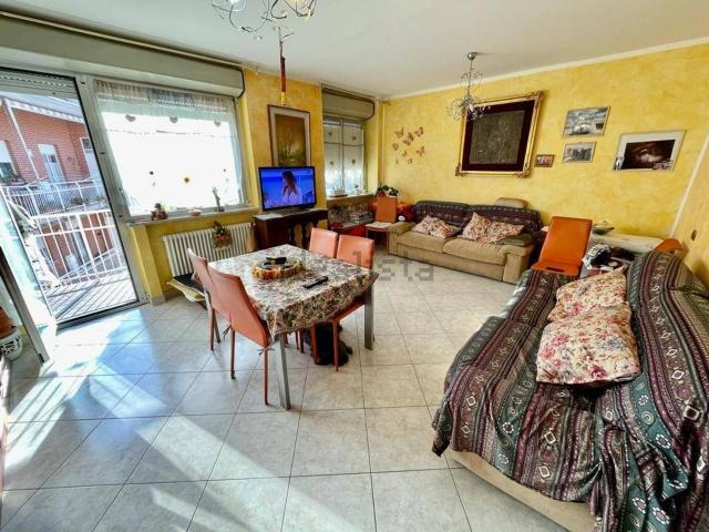 Appartamento in vendita di 130 m² in Via Gandolfi, 26