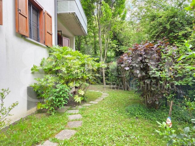 Appartamento in vendita di 130 m² in Via Gastone Rossi, 35