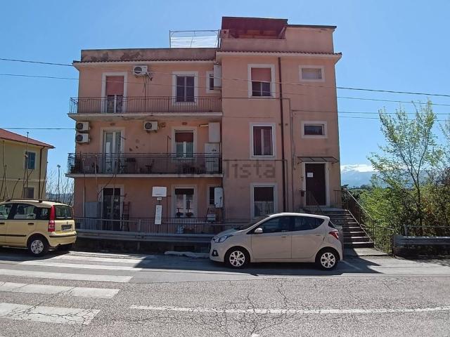 Appartamento in vendita di 130 m² in Via Generale Carlo Spatocco, 147