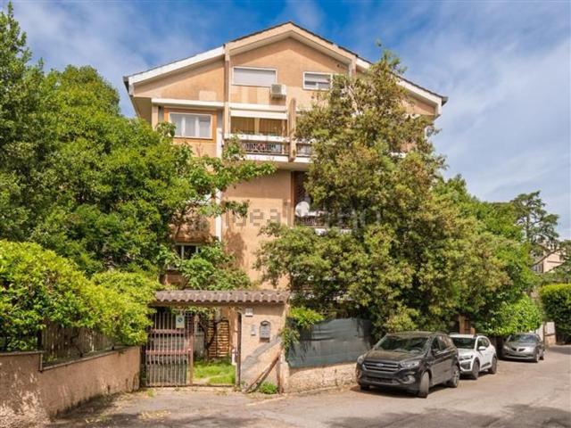 Appartamento in vendita di 130 m² in Via Giulio Galli