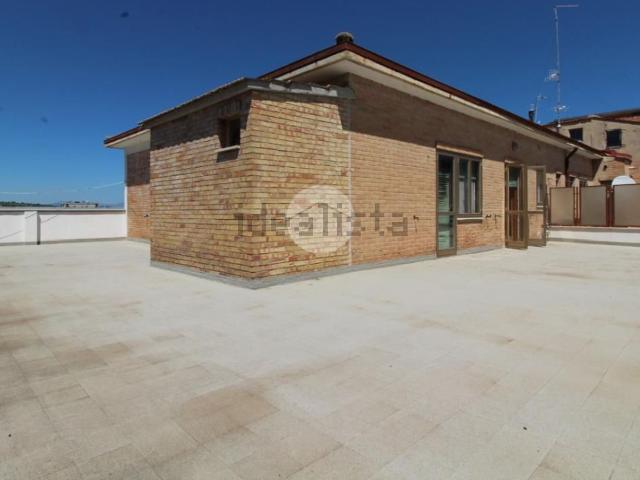 Appartamento in vendita di 130 m² in Via Giuseppe Garibaldi, 228