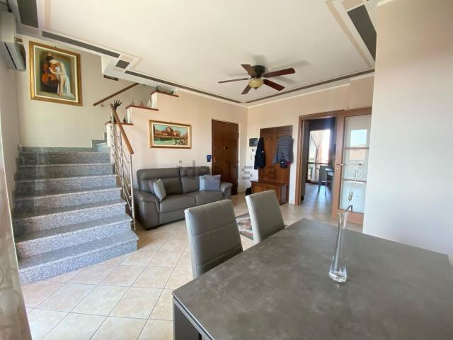 Appartamento in vendita di 130 m² in Via Giuseppe Giacosa