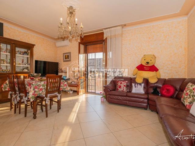 Appartamento in vendita di 130 m² in Via Giacomo Ulivi, 7