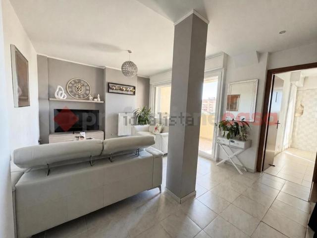 Appartamento in vendita di 130 m² in Via Gioacchino Rossini, 2