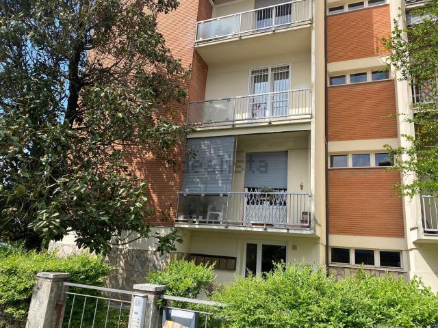 Appartamento in vendita di 130 m² in Via Giosuè Carducci