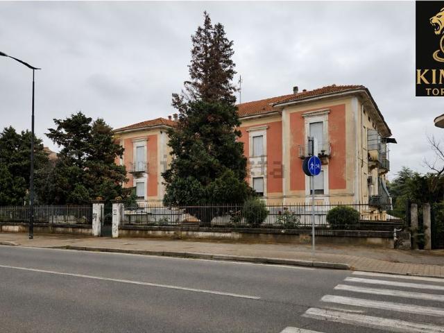 Appartamento in vendita di 130 m² in Via Giordano Bruno, 94