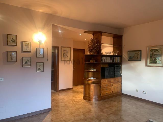 Appartamento in vendita di 130 m² in Via Giovanni Ida Giovannini, 5