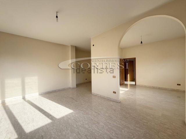 Appartamento in vendita di 130 m² in Via Giovanni Ottavio Bufalini, 2