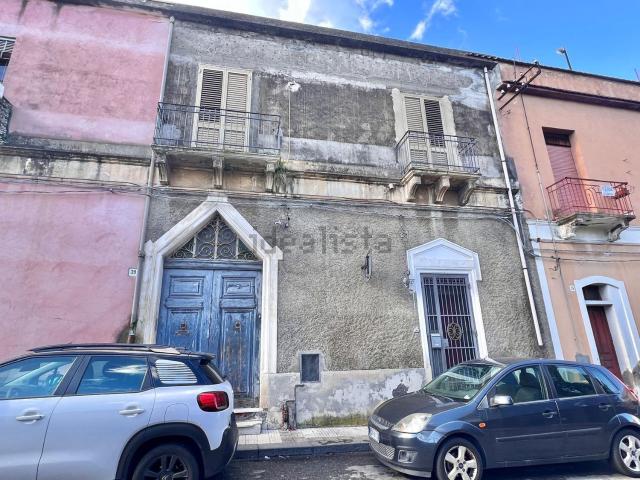Appartamento in vendita di 130 m² in Via Gravina, 39