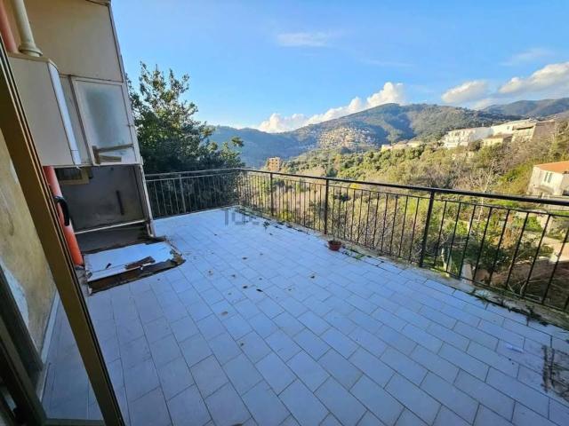 Appartamento in vendita di 130 m² in Via Gregorio Lamanna