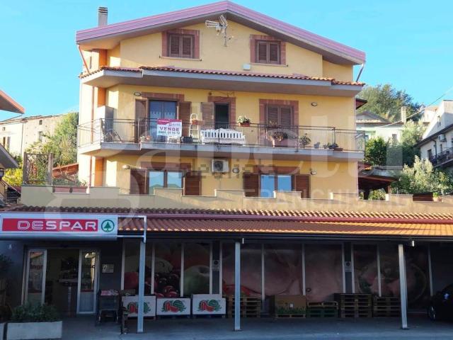 Appartamento in vendita di 130 m² in Via Guanni, 3
