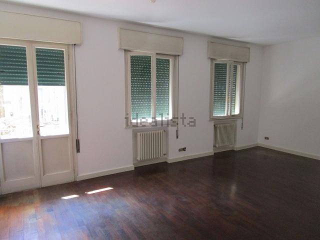 Appartamento in vendita di 130 m² in Via Guglielmo Marconi