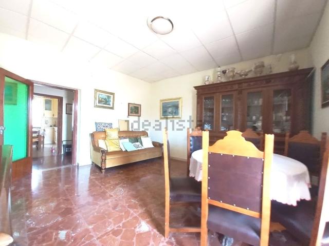 Appartamento in vendita di 130 m² in Via Guglielmo Marconi
