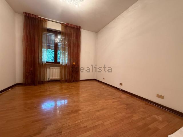 Appartamento in vendita di 130 m² in Via Guido Sinopoli, 10