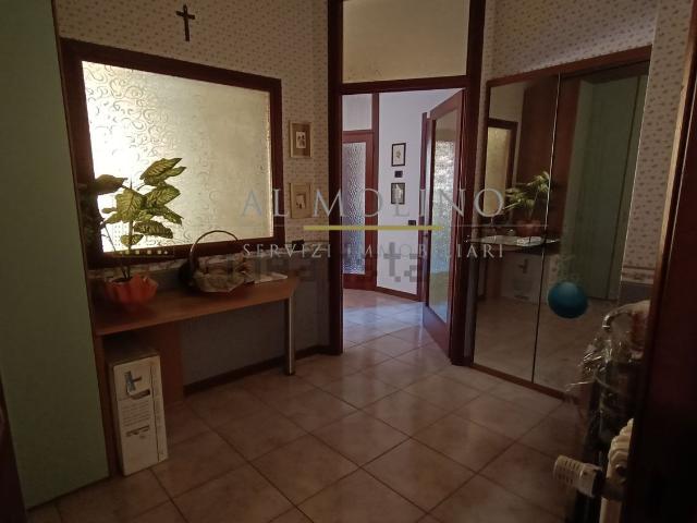 Appartamento in vendita di 130 m² in Via Don Marzorati